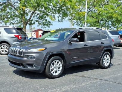 Used 2018 Jeep Cherokee Latitude Plus w/ Cold Weather Group