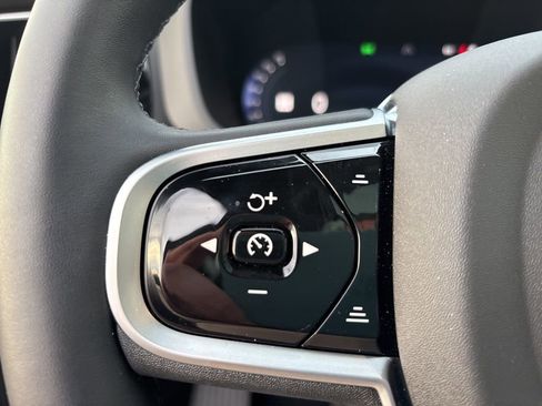 Certified 2026 Volvo XC60 B5 Core w/ Climate Package image 22