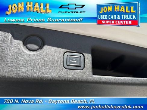 Used 2022 Chevrolet Equinox LT image 12