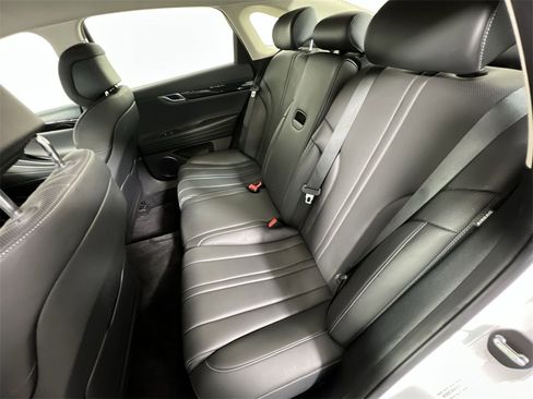 Used 2024 Genesis G80 2.5T image 24