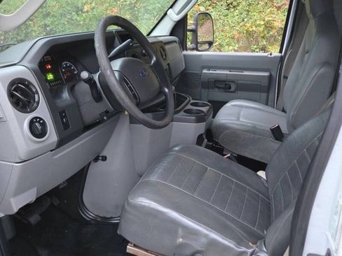 Used 2015 Ford E-350 and Econoline 350 Super Duty w/ Power Windows & Locks Group RWD image 2