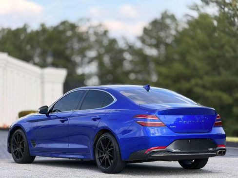 Used 2022 Genesis G70 2.0T RWD image 8