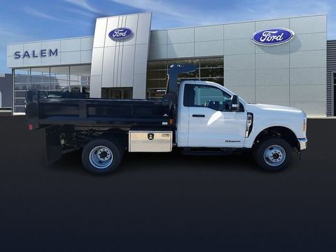 Used 2024 Ford F350 XL w/ Snow Plow Prep Package image 7