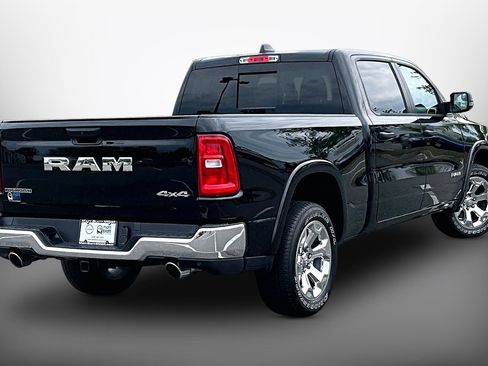 Used 2025 RAM 1500 Big Horn AWD/4WD image 12
