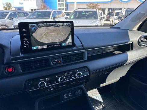 Certified 2024 Honda Pilot EX-L image 24