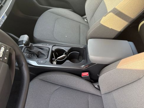 Used 2025 Kia K4 LXS image 40