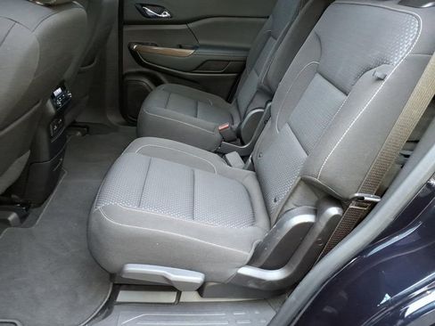 Used 2022 GMC Acadia SLE w/ Driver Convenience Package image 12