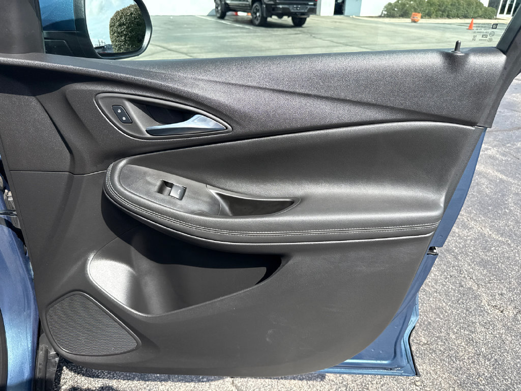 Certified 2024 Buick Encore GX Preferred FWD image 34