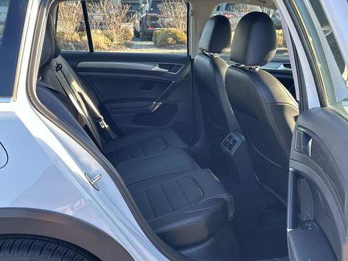 Used 2019 Volkswagen Golf Alltrack SEL image 27