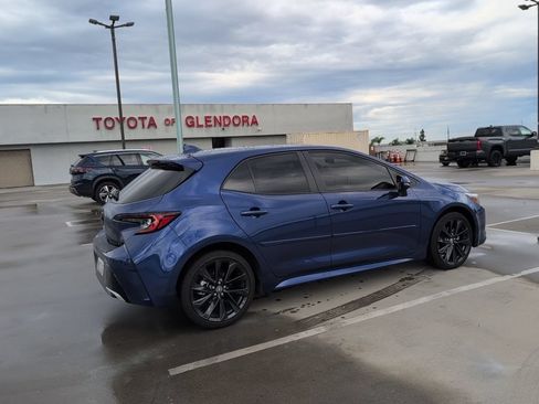 Used 2025 Toyota Corolla XSE FWD image 5