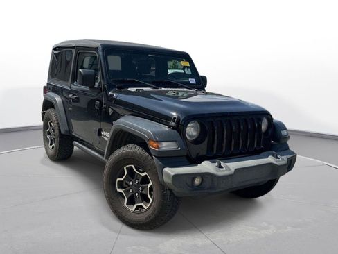 Used 2021 Jeep Wrangler Sport AWD/4WD image 4
