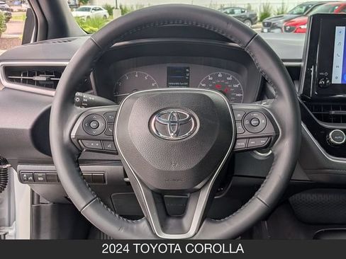 Used 2024 Toyota Corolla SE FWD image 18