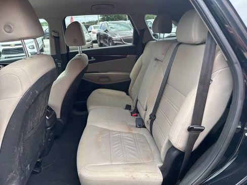 Used 2020 Kia Sorento S FWD image 23