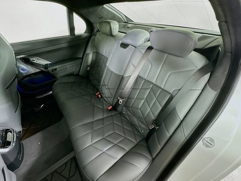 New 2026 BMW 760i xDrive w/ Executive Package AWD/4WD image 35
