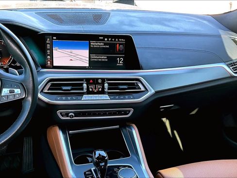 Certified 2023 BMW X6 xDrive40i w/ Premium Package image 6