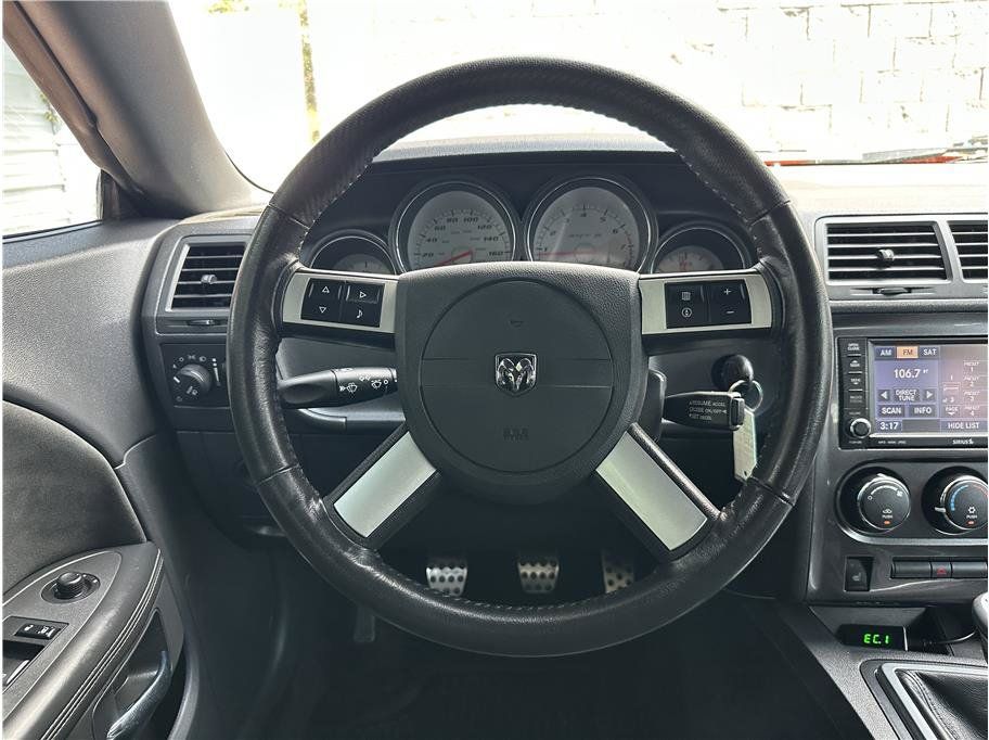 Used 2009 Dodge Challenger SRT8 w/ SRT Option Group II RWD image 19