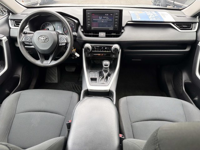 Used 2021 Toyota RAV4 LE AWD/4WD image 20