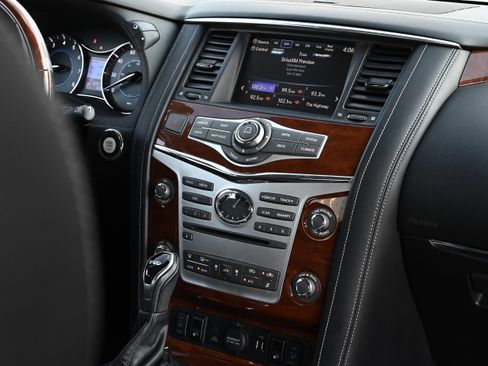 Used 2018 INFINITI QX80 2WD w/ Driver Assistance Package image 37