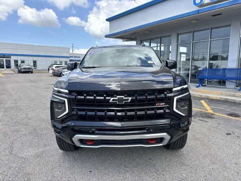 Certified 2025 Chevrolet Suburban Z71 AWD/4WD image 2