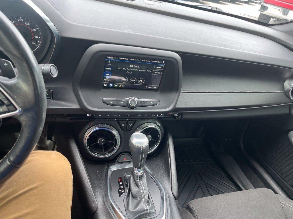Used 2019 Chevrolet Camaro LT RWD image 8