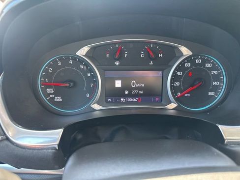 Used 2021 Chevrolet Traverse High Country AWD/4WD image 16
