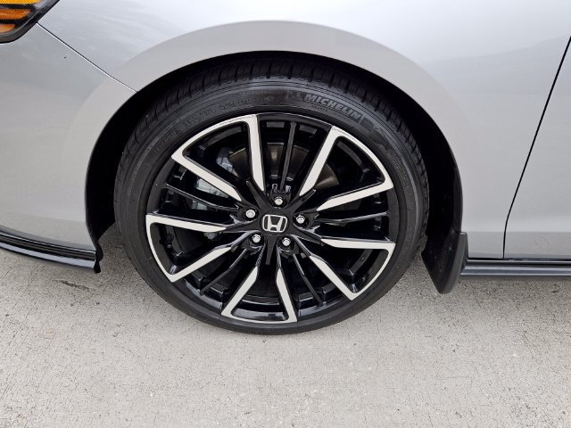 Certified 2023 Honda Accord Touring image 9