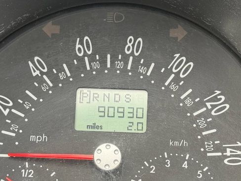 Used 2004 Volkswagen Beetle GLS FWD image 62
