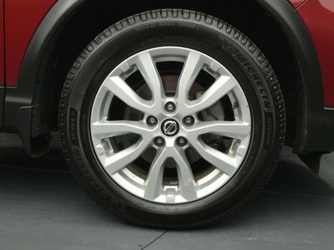 Certified 2022 Nissan Rogue Sport SV AWD/4WD image 16