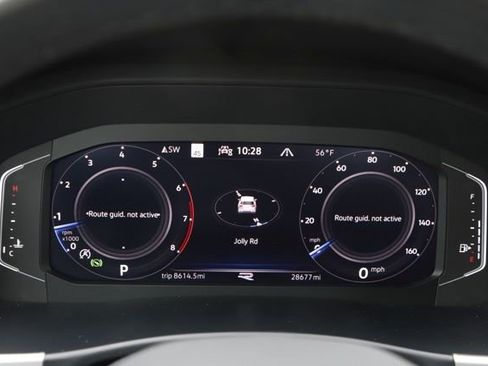 Used 2023 Volkswagen Atlas Cross Sport SEL R-Line AWD/4WD image 32