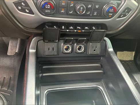 Used 2018 GMC Sierra 1500 SLT AWD/4WD image 17