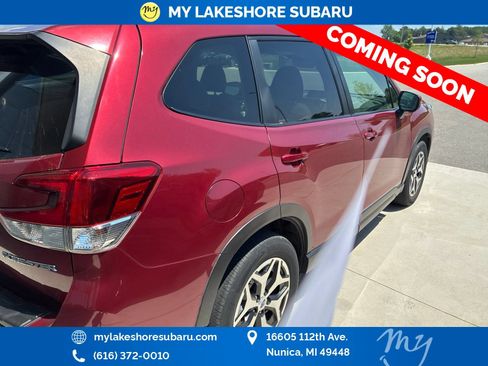 Used 2019 Subaru Forester Premium w/ Popular Package #1 AWD/4WD image 10