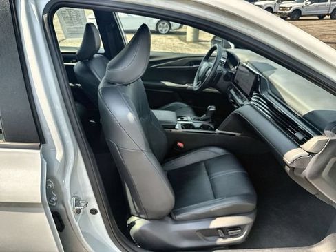 Used 2025 Toyota Camry XSE FWD image 23