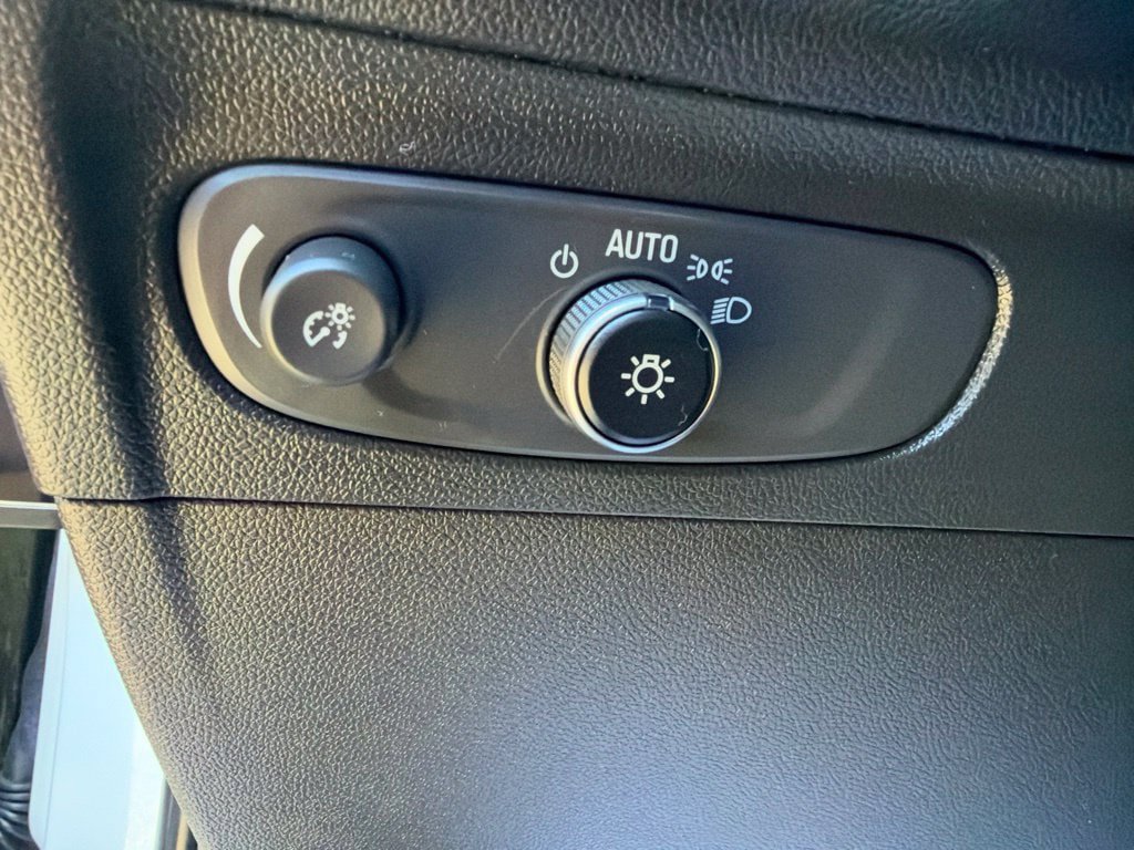 Used 2023 Buick Envision Preferred AWD/4WD image 13