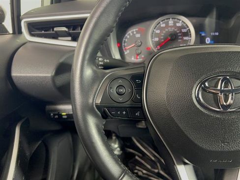 Used 2020 Toyota Corolla SE image 18