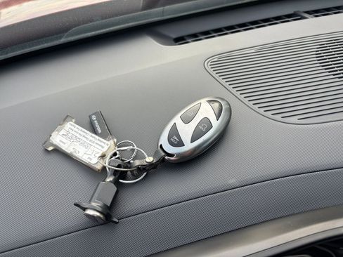 Used 2025 Hyundai Kona SEL image 21