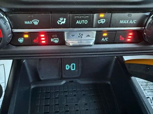 Certified 2024 Ford Bronco Badlands image 31