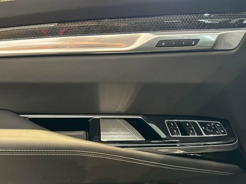 New 2026 Cadillac Escalade V AWD/4WD image 9