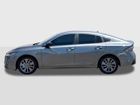 New 2026 Nissan Sentra SL FWD image 2
