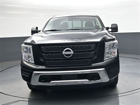 Used 2024 Nissan Titan SV w/ SV Utility Package image 10