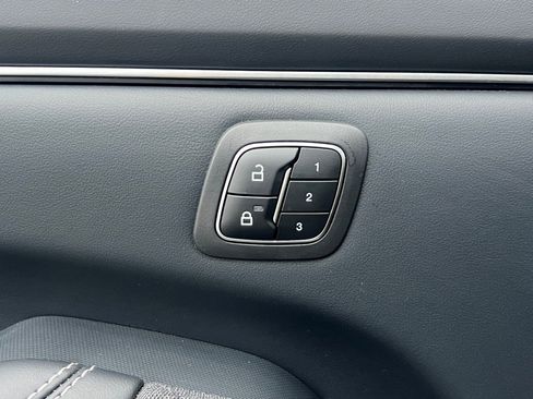 Used 2023 Ford Mustang Mach-E Premium image 28