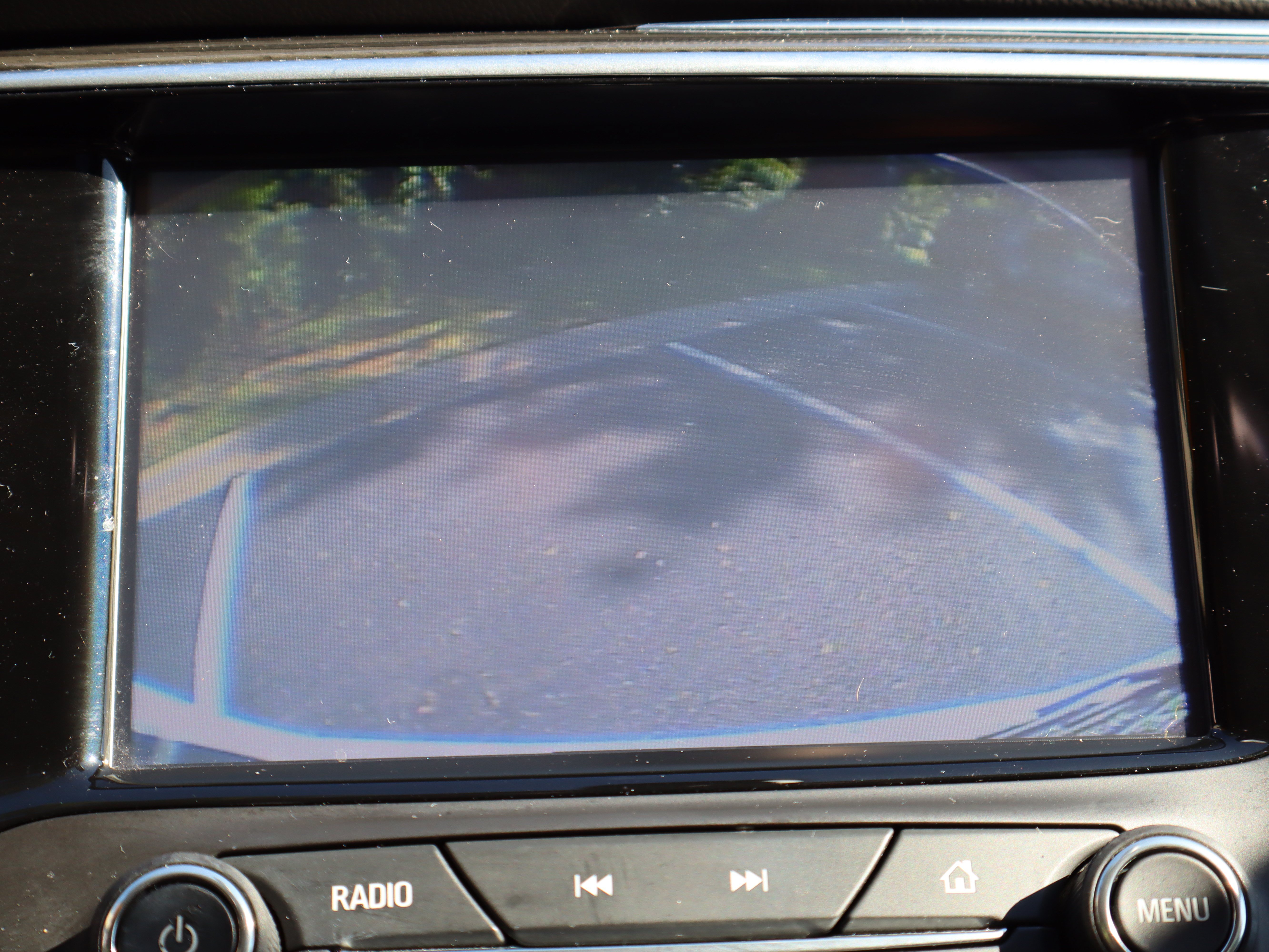 Used 2018 Buick Envision Essence FWD image 36