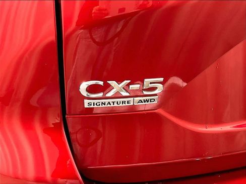 Used 2023 MAZDA CX-5 Signature image 29