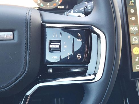 Certified 2026 Land Rover Range Rover Velar Dynamic SE image 29