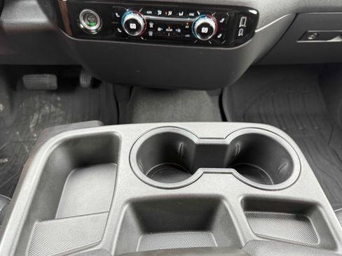 Used 2023 GMC Sierra 1500 SLT AWD/4WD image 8