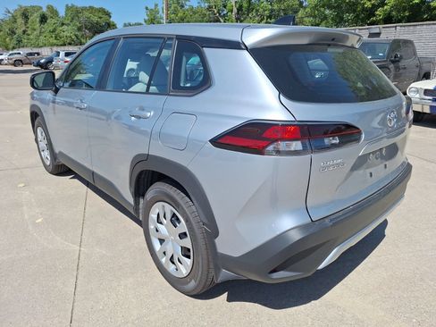 Used 2026 Toyota Corolla Cross L FWD image 4