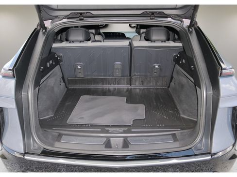 Certified 2024 Cadillac Lyriq Tech RWD image 16