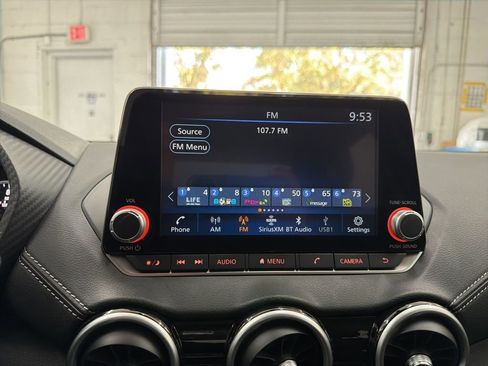 Used 2025 Nissan Sentra SV image 33