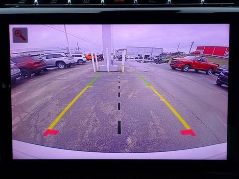 Used 2023 Jeep Grand Cherokee Limited image 23