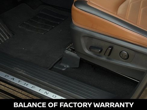 Certified 2025 Nissan Pathfinder Platinum AWD/4WD image 16