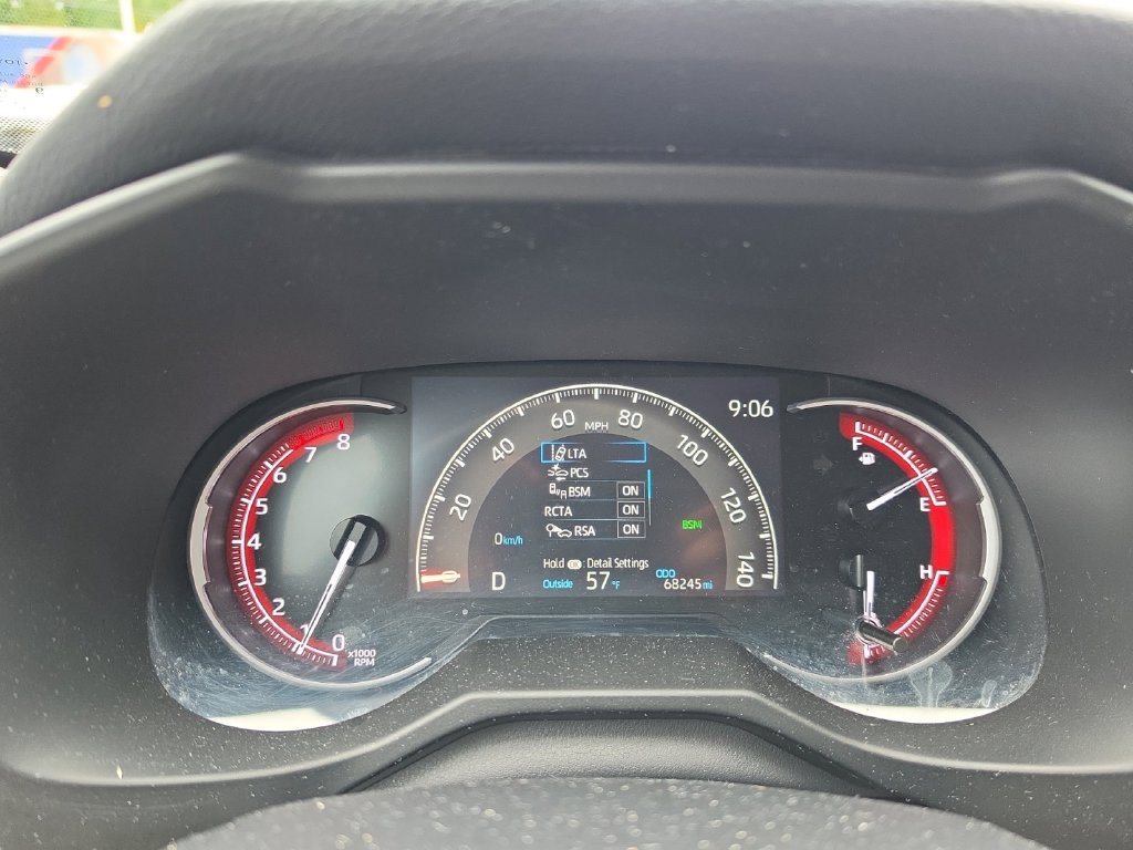 Used 2023 Toyota RAV4 LE AWD/4WD image 19